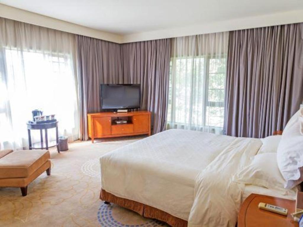 Ocean Spring Metropark Hotel Zhuhai Exteriör bild