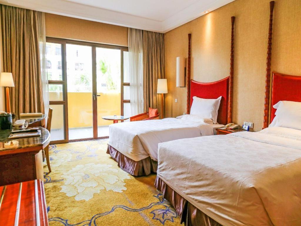 Ocean Spring Metropark Hotel Zhuhai Exteriör bild